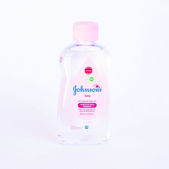 Johnson baby oil 200ml